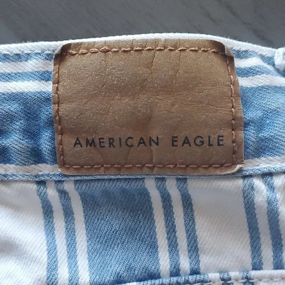 American Eagle Mom Jeans - Picture 10 of 14